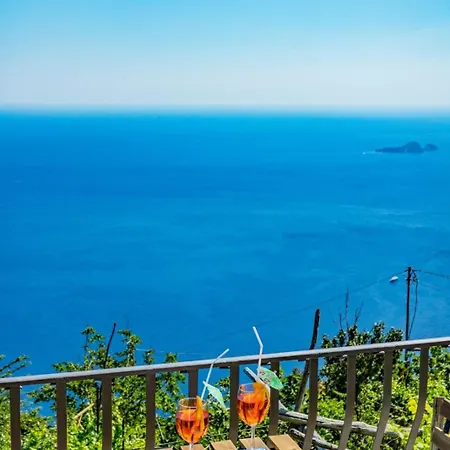 Goat Path Relaxing Escape Between Sky And Sea In Amalfi Coast * 波西塔諾